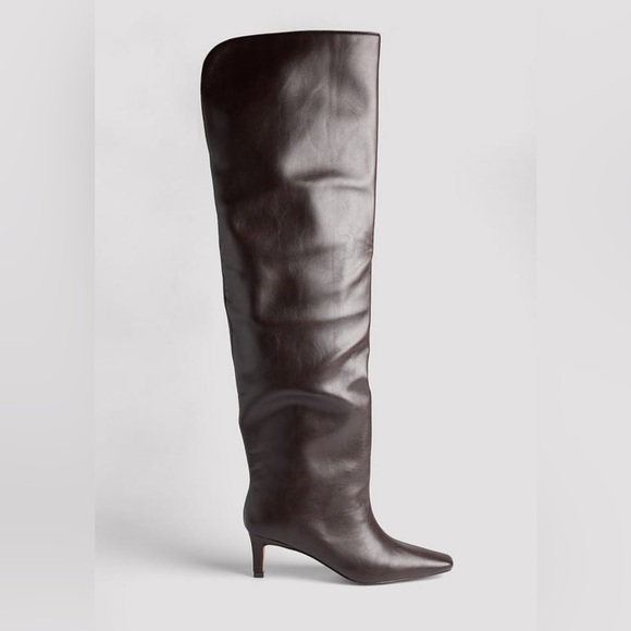 Elegant Brown Heeled Boots - Picture 2 of 9